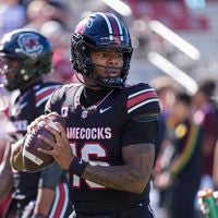 Oct 24, 2026; Columbia, South Carolina, USA; South Carolina Gamecocks quarterback LaNorris Sellers (16) during warm ups during the first half against the Tennessee Volunteers at Williams-Brice Stadium.
